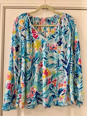 Lilly Pulitzer Willa Top in Serene Blue Tippy Top